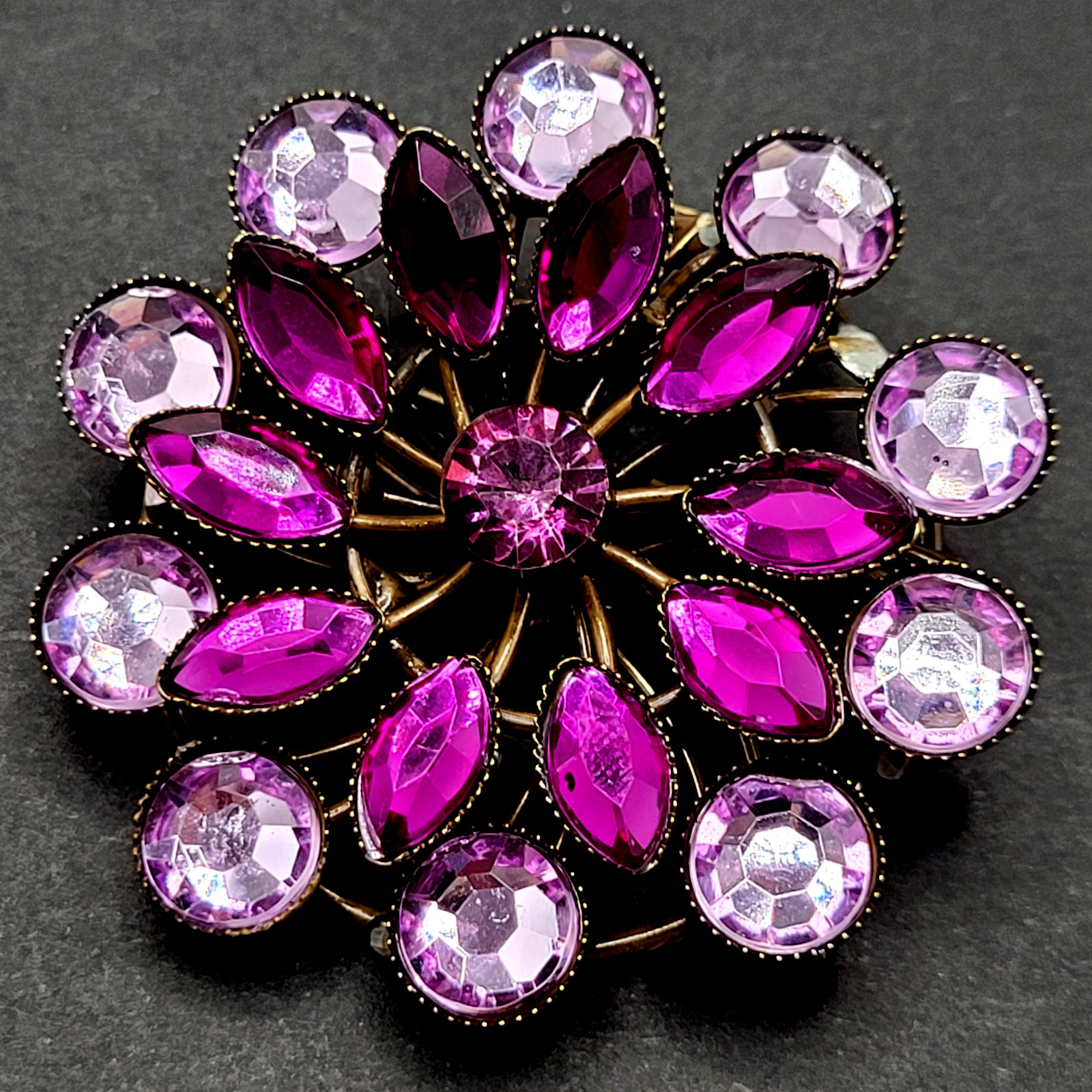 Purple Shades Floral Design Faceted Glass Rhinestone Metal Costume Brooch Pin