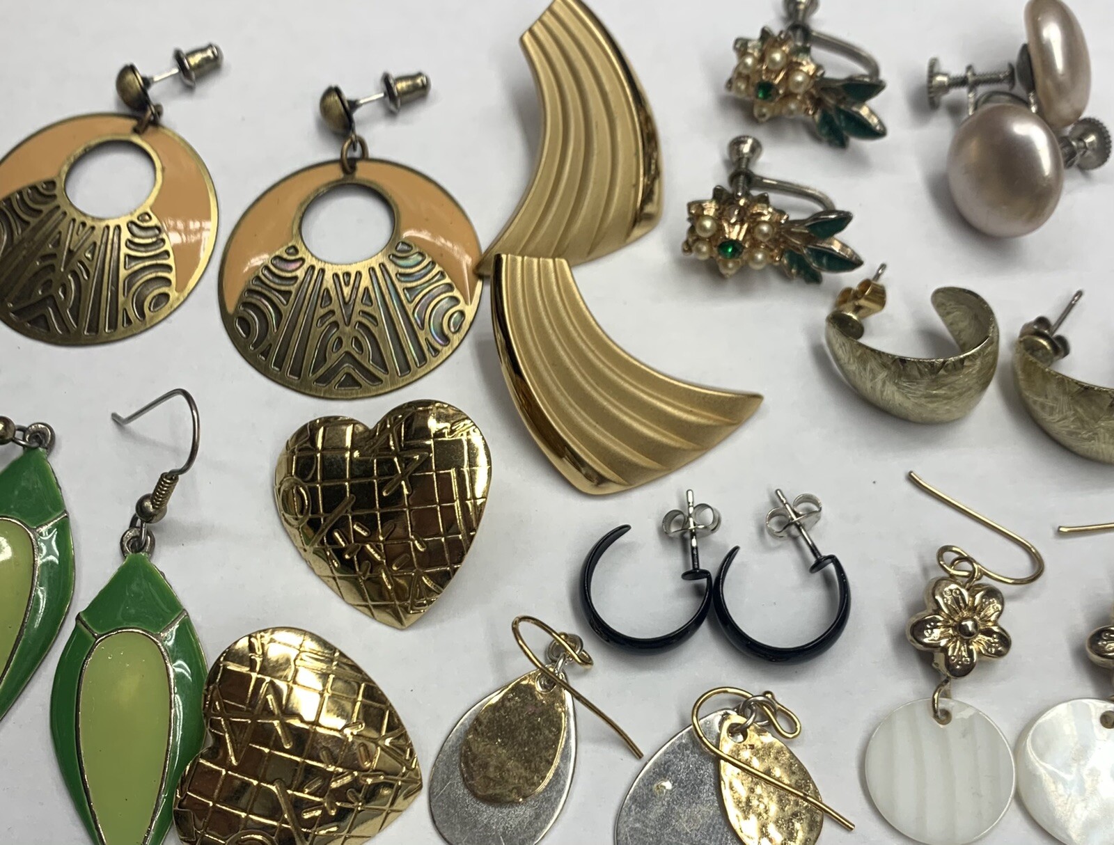 Earring Lot, Nice Mix, Many Pairs, Please See Photos — DRD/x/7 — Jewelry