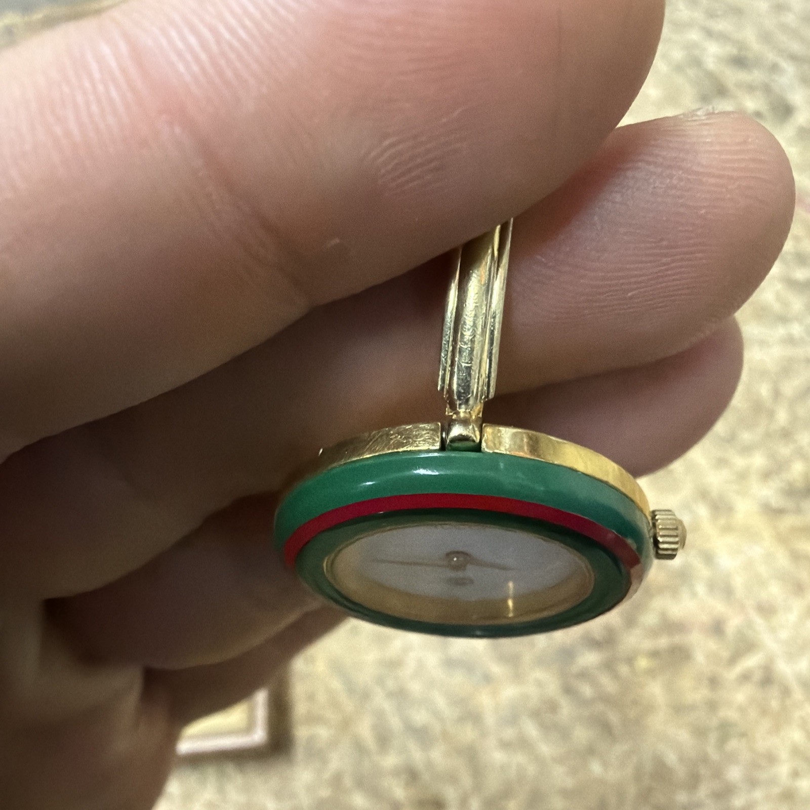 Vintage Gucci 1100-L Women’s Bangle Watch w/Original Box & 12 Bezels *RARE*