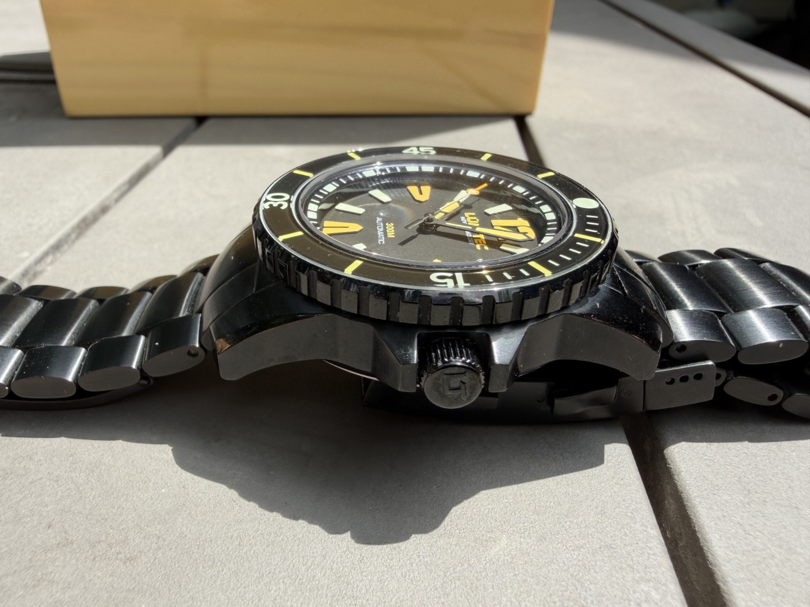 Lum-Tec 300M-2 Automatic – Good – 40mm Black PVD Diver – Bracelet & Extra Nato!!