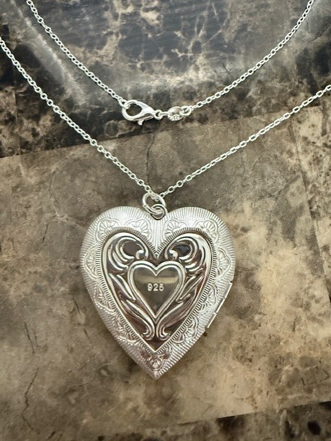 ❤️925 Sterling Silver Large Heart Shape Locket Necklace (Pendant + Chain)