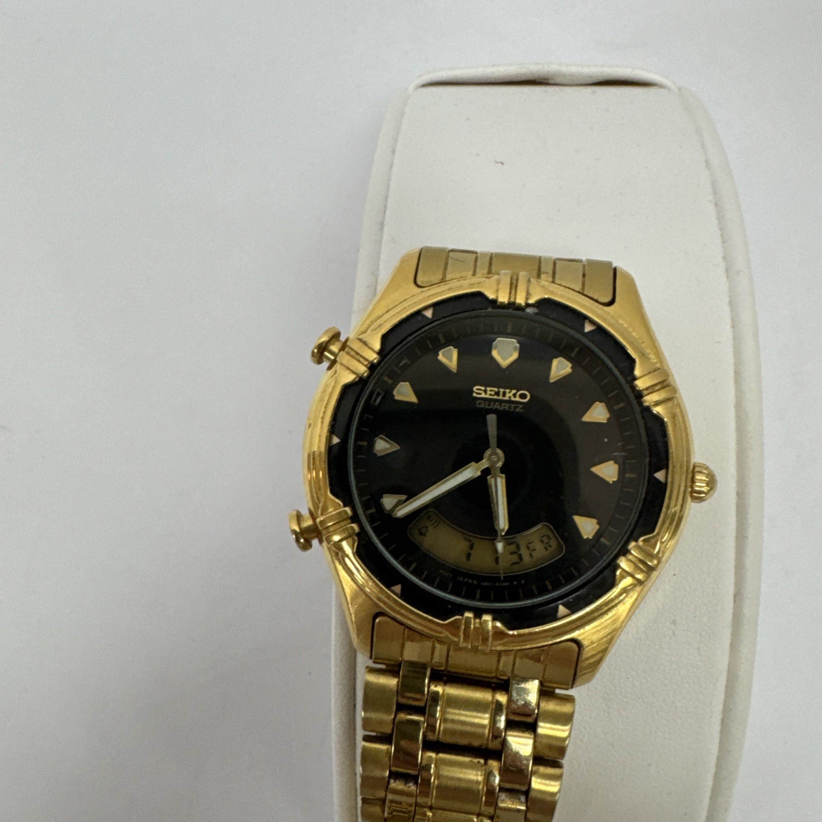 VTG Seiko H801 Or H802 Series Analog-digital Watch. New Battery Runs Great