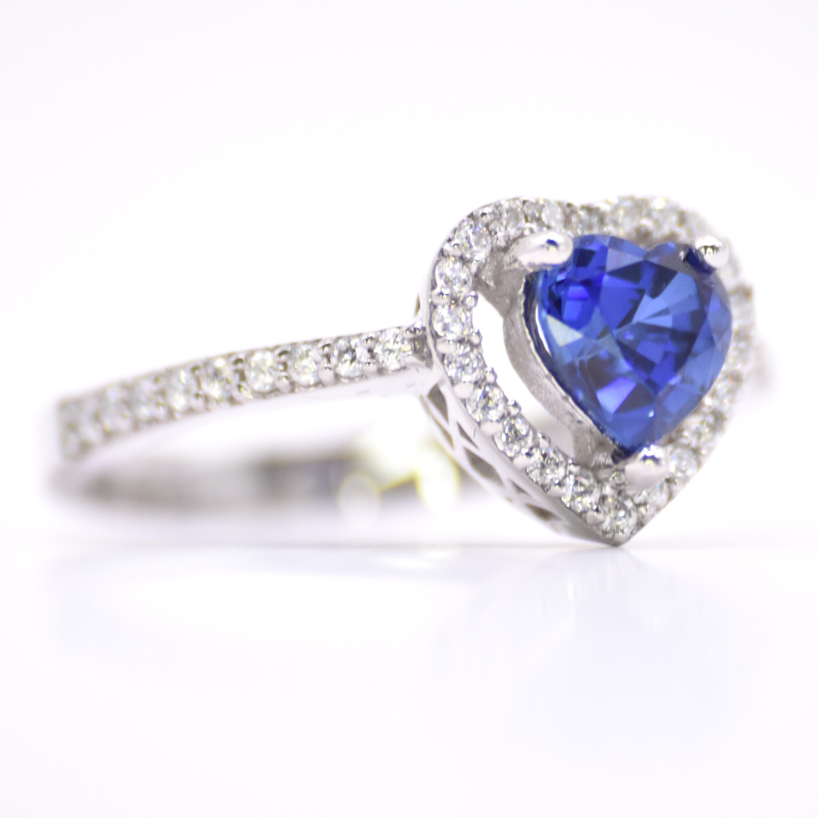 0.86cts Natural Diamond Palladium 2.5gr – Sapphire Heart Brilliant Cut