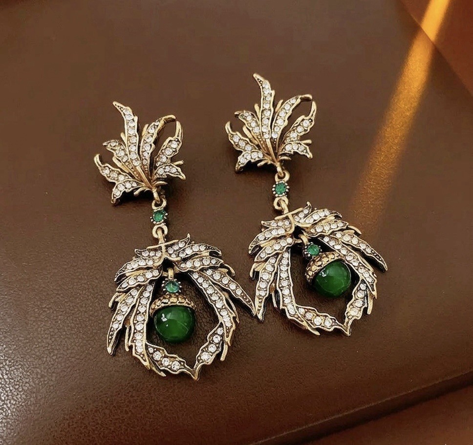 Art Nouveau Leaf VTG Antique Museum Medieval CZ Cabochon Deco Gold Court Palace