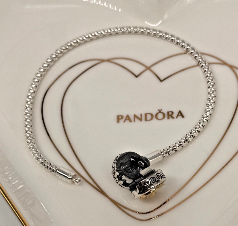 New Pandora x Game of Thrones Moments Studded Chain Bracelet 562964C00-16cm