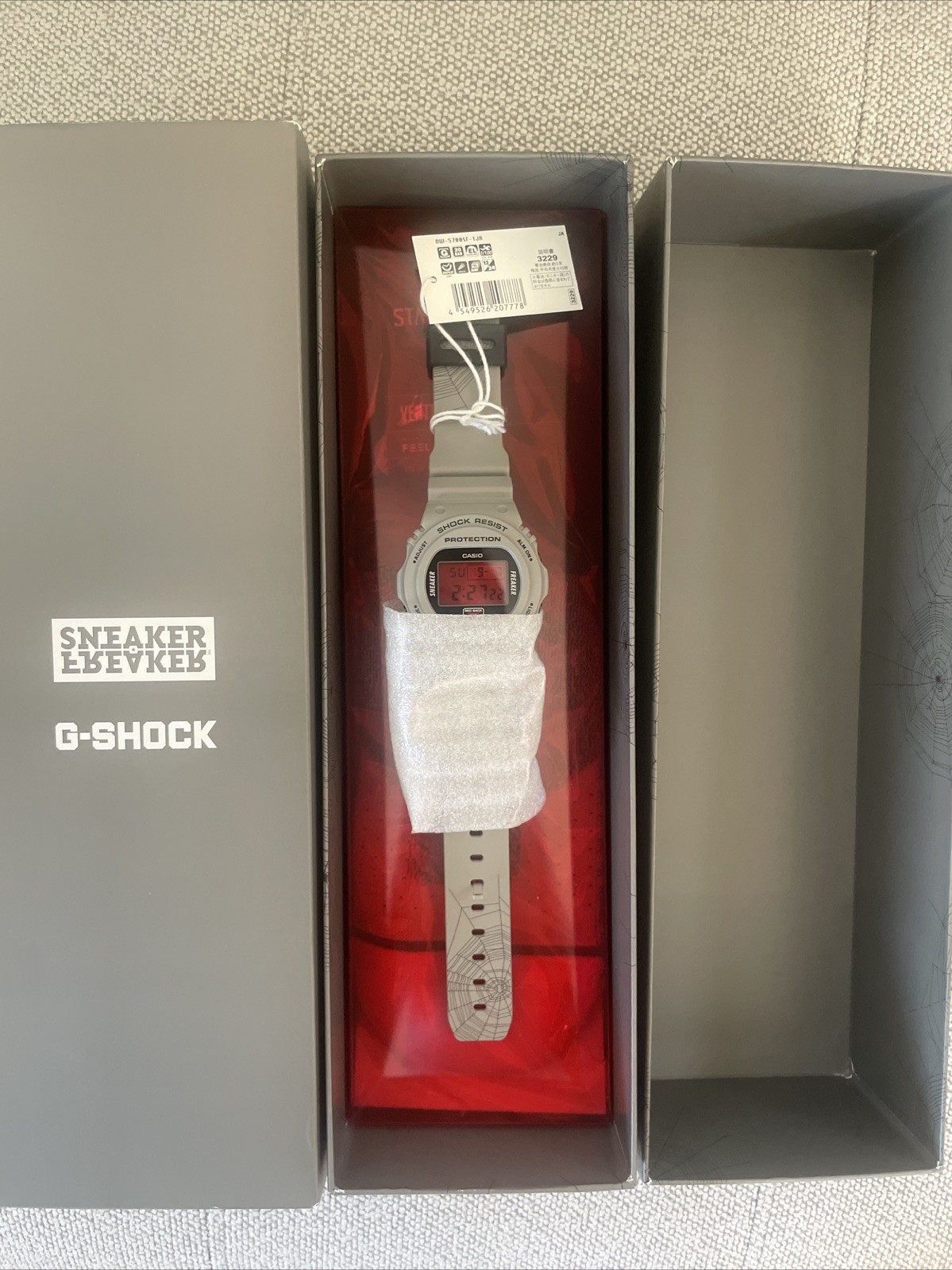 CASIO G-SHOCK DW-5700SF-1 Sneaker Freaker x STANCE Collaboration