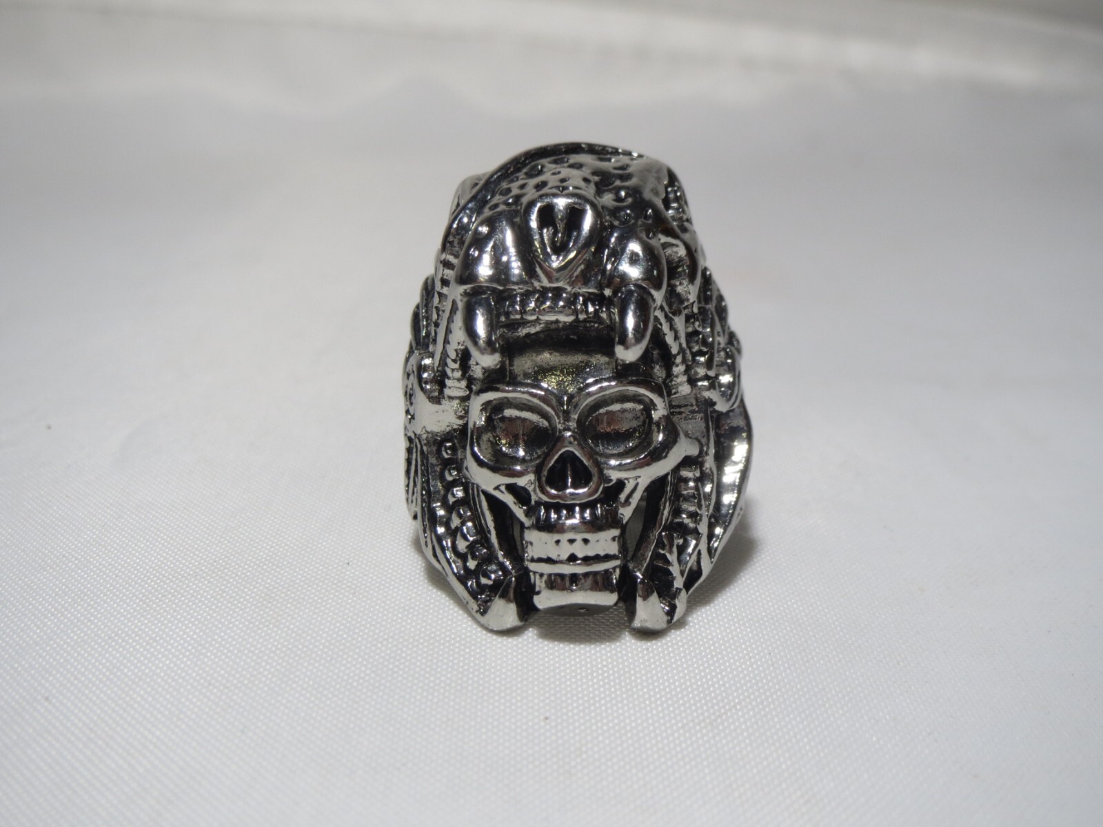 Unique SKULL BIKER RING Size 10 26 Grams Excellent Condition