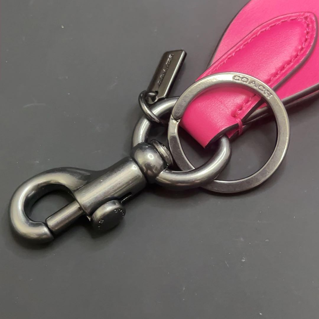 COACH Pink Leather Keychain Strap Bag Charm Metal Details 24cm Used