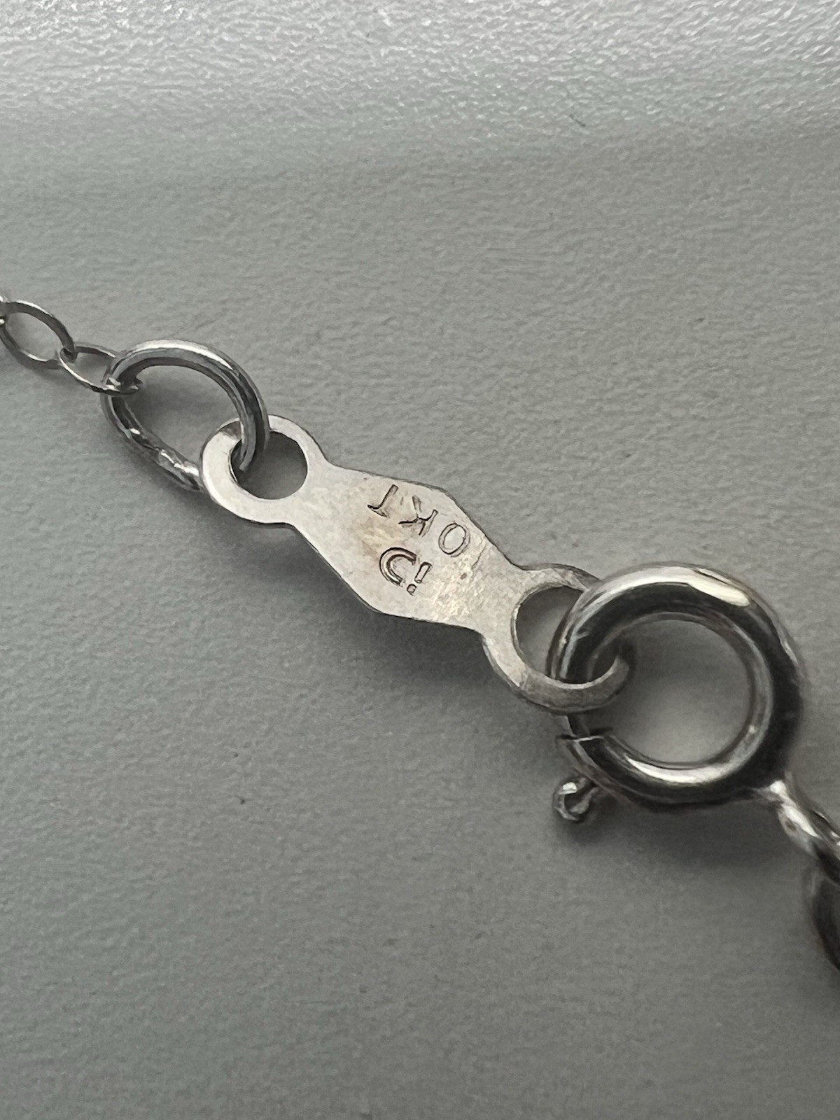 10kt White Gold 18 In Necklace .50 Grams