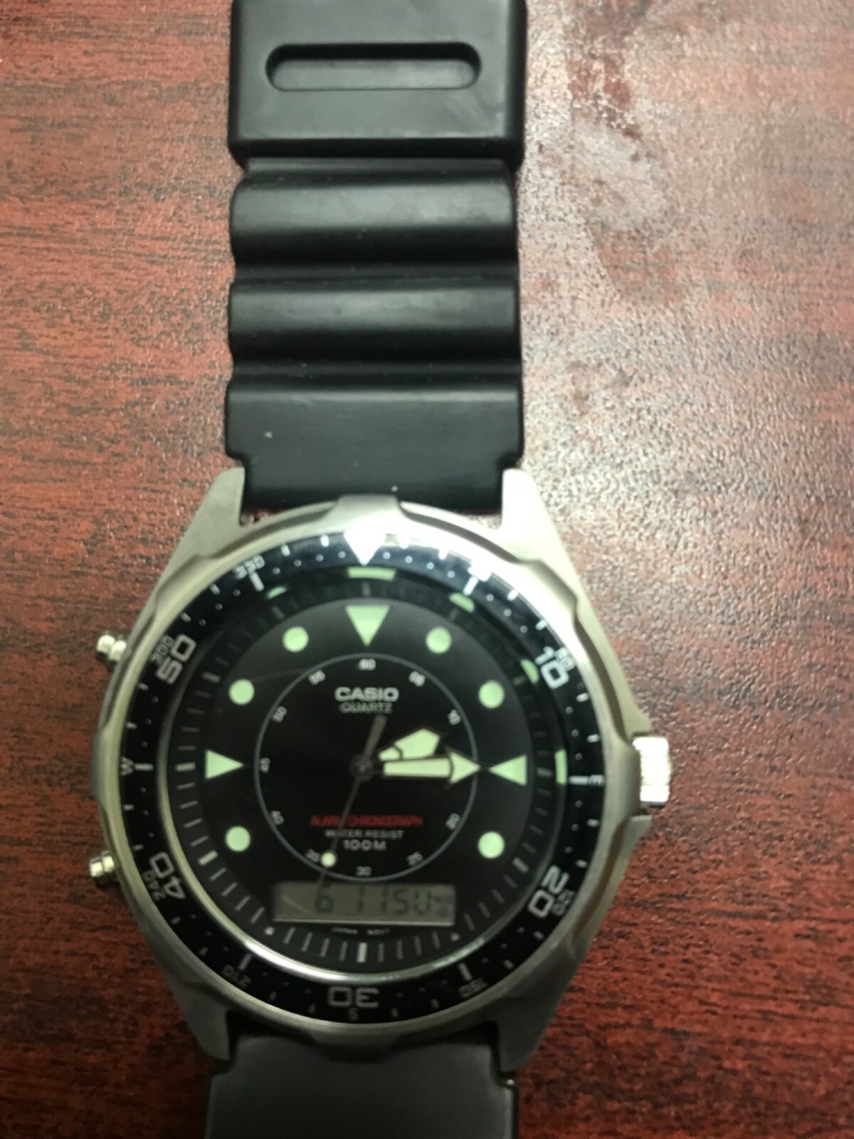 Casio Men’s Vintage AMW320R-1EV Marine Analog-Digital Dive Watch used