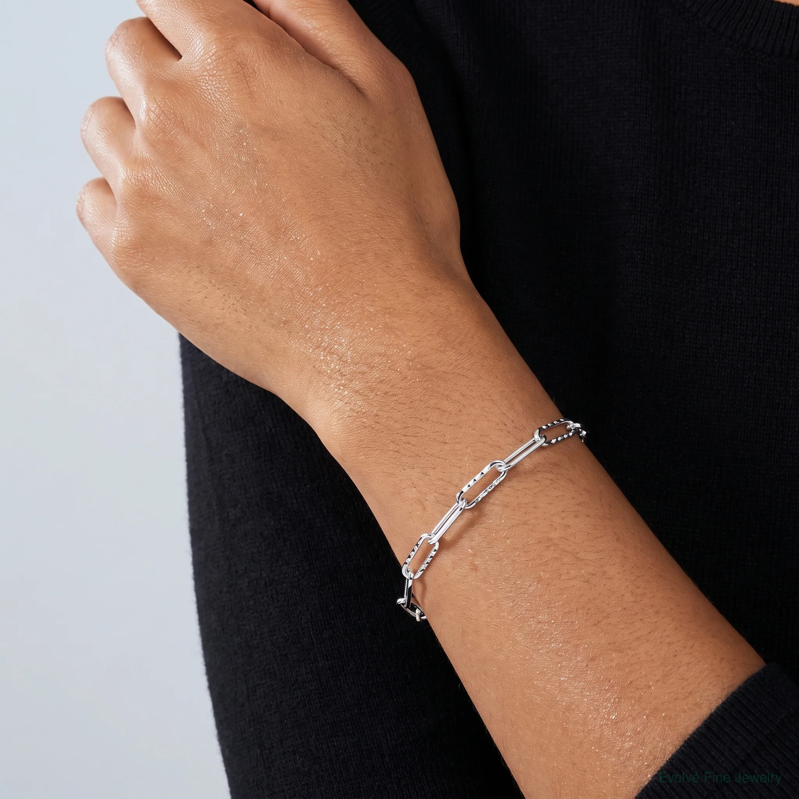 Sterling Silver Rhodium-Plated 4.4mm Diamond-Cut Paperclip Chain Bracelet 7″-8″