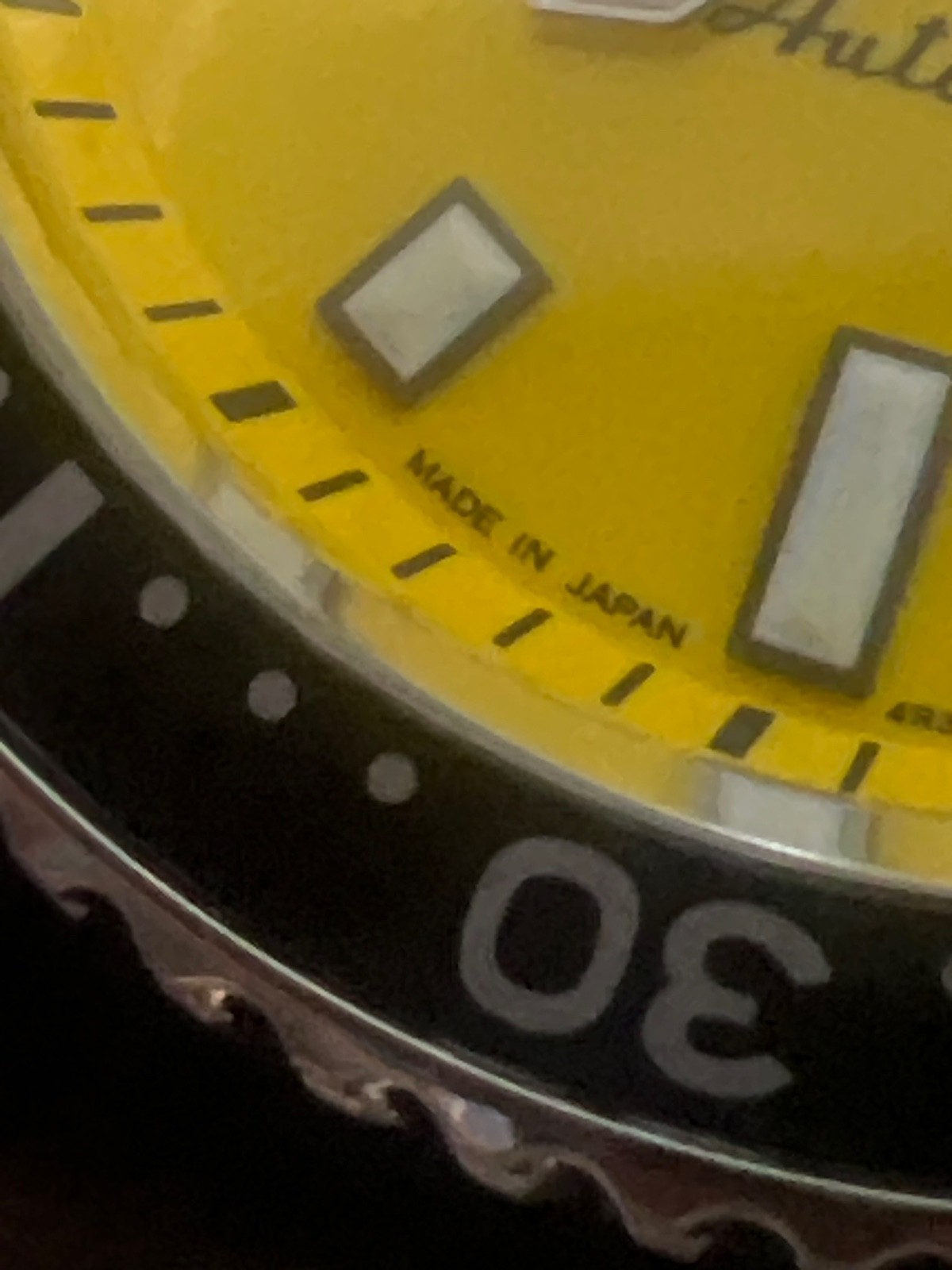 Seiko Men 5 Sports ❤️Automatic Yellow Dial 42.5 mm Rubber Strap Watch SRPL87