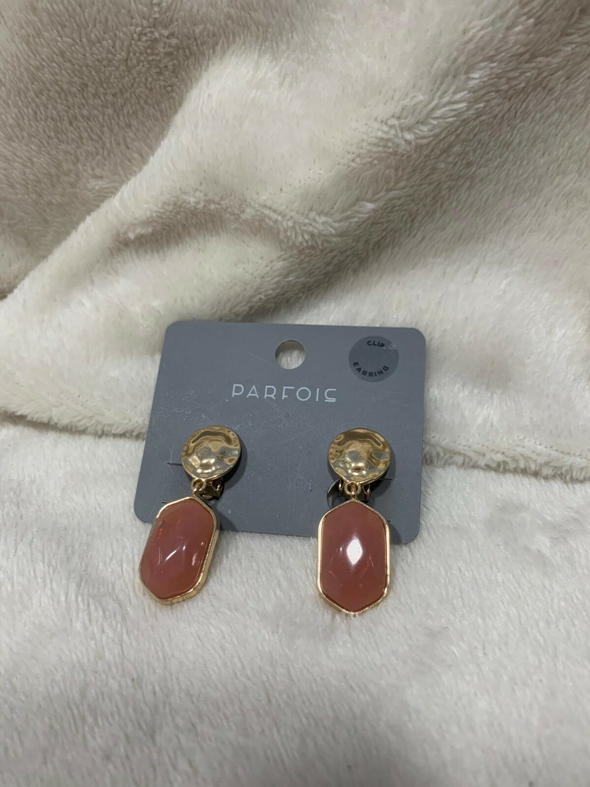 NEW Parfois Clip Petrified Short Stud Earrings