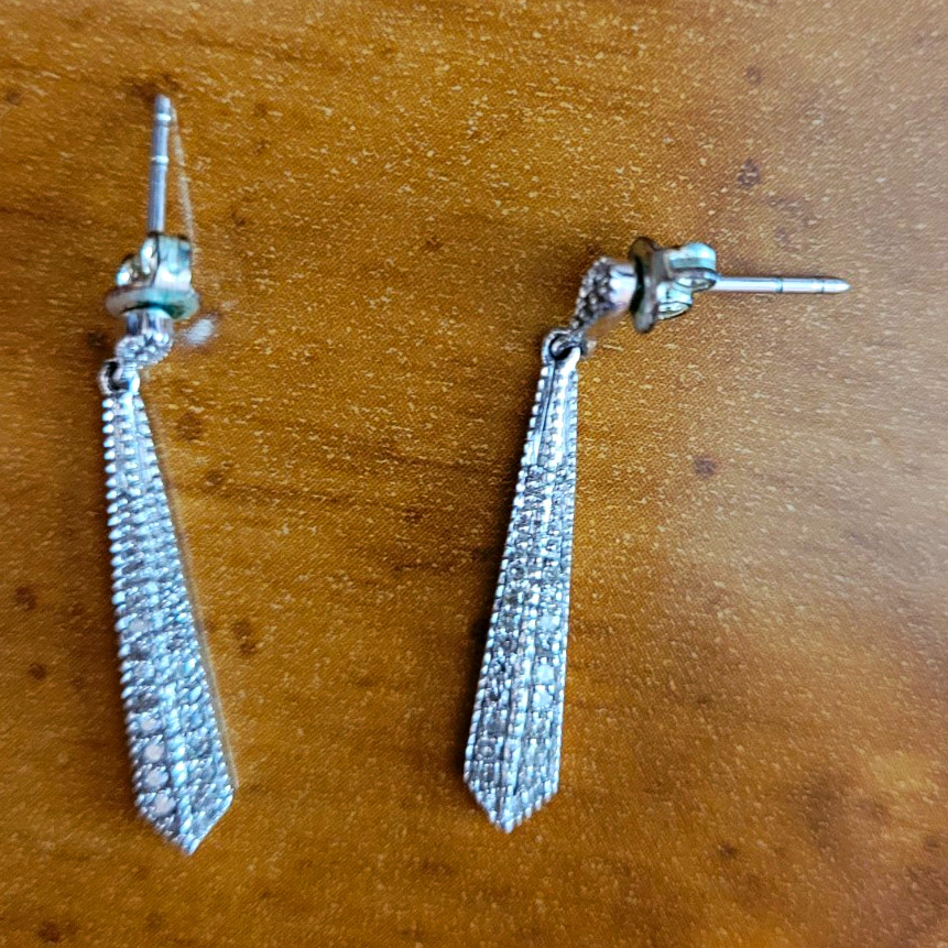 Jared 14k White Gold Genuine Diamond Tapered Bar Drop Dangle Earrings