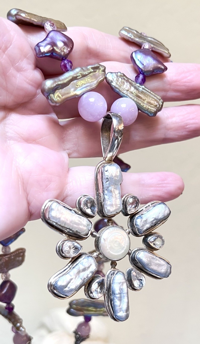BEAUTIFUL Sterling Silver Purple, Blue, Silver Lustrous Pearl & Zircon Necklace
