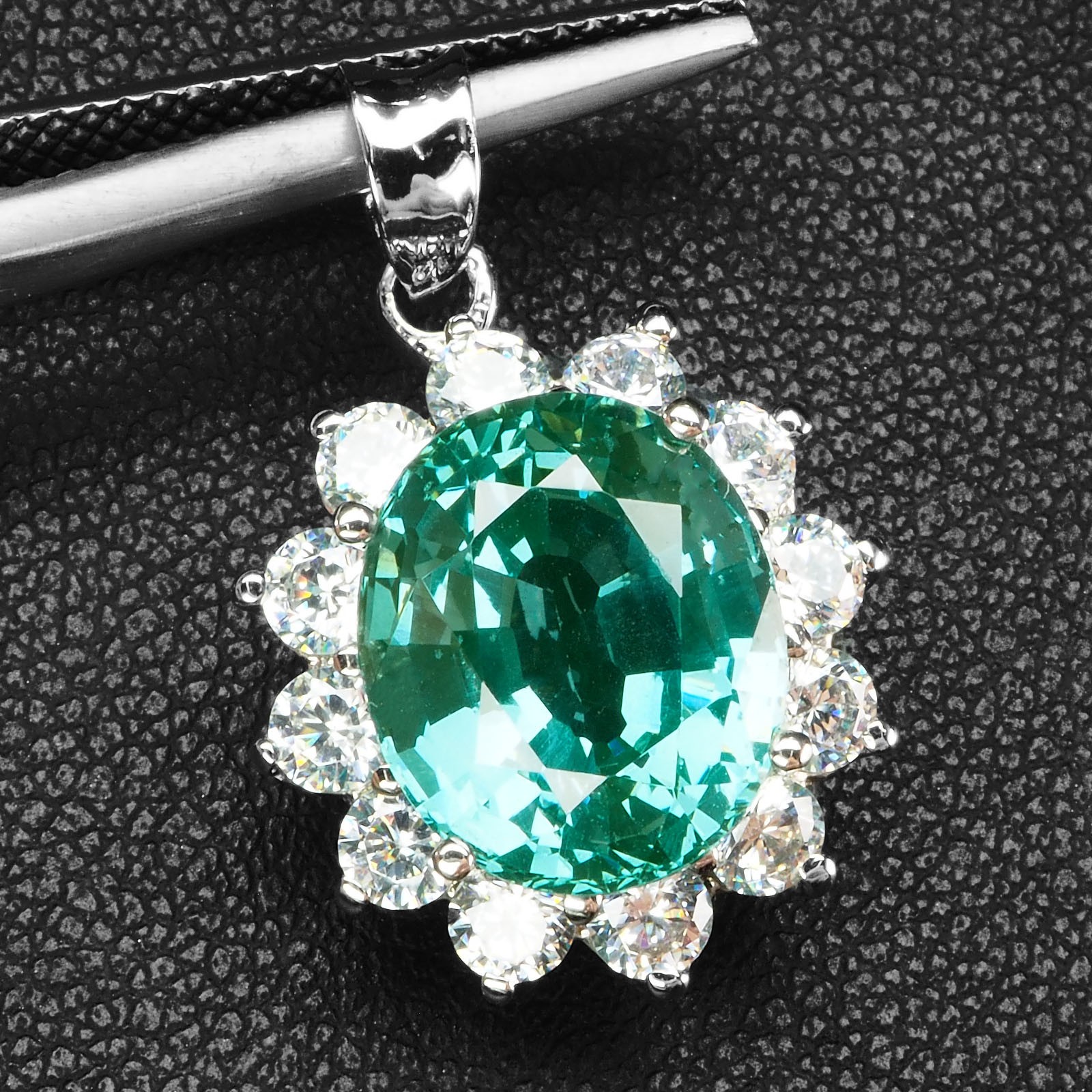 White Gold Pendants Gleaming Green Paraiba Tourmaline 6.45Ct 925 Sterling Silver
