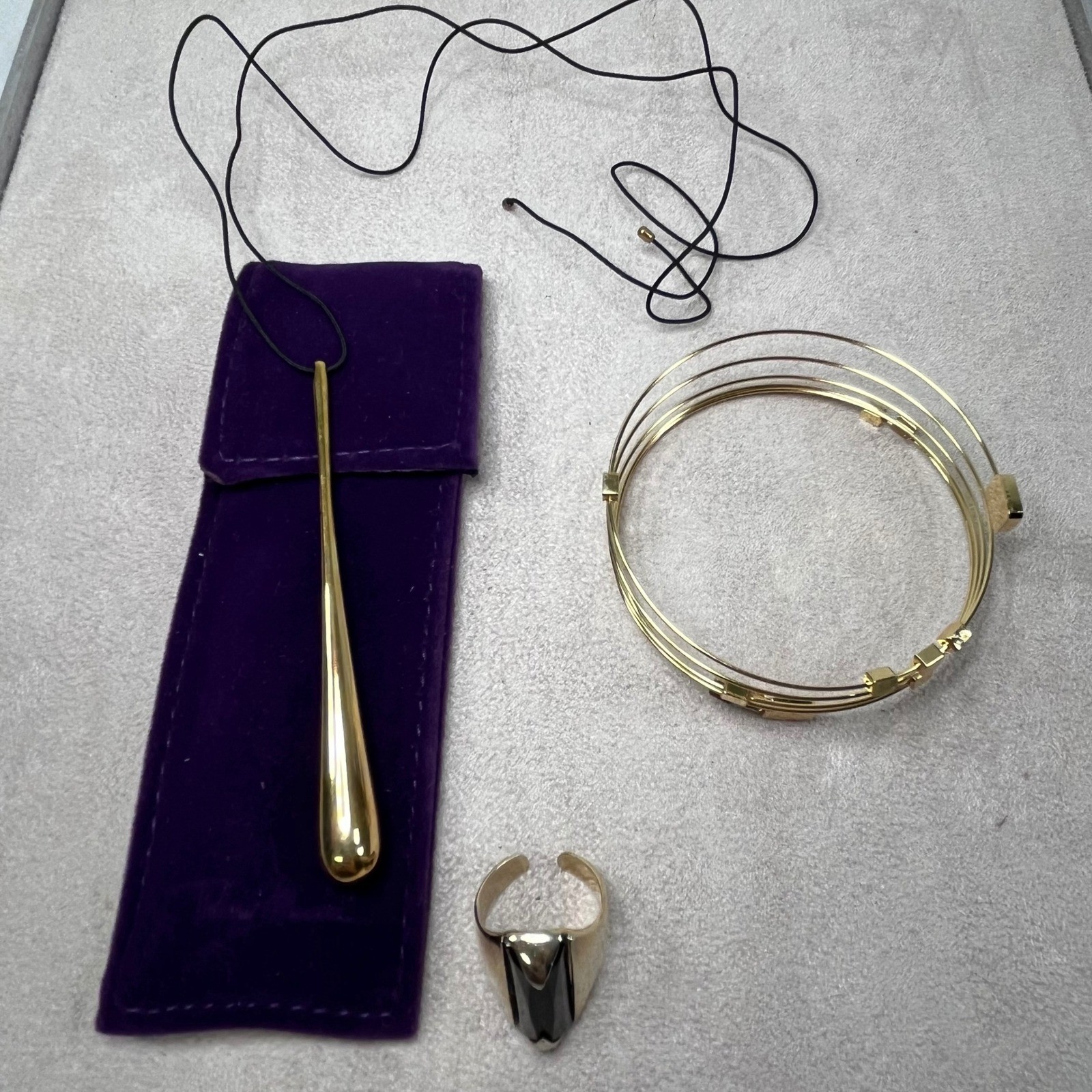 Thierry Mugler Alien Jewelry Set Gold Tone Cuff Bracelet Teardrop Necklace Ring