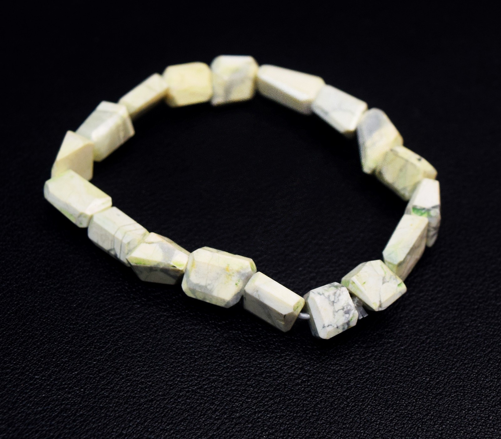 Fabulous Howlite 81.00 Cts Beaded Excellent Stretchable Bracelet SK 38 -AZ222