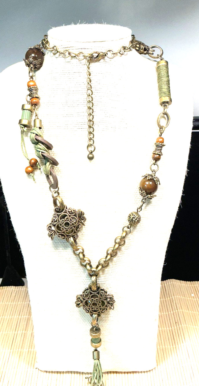 Fashion Necklace Medieval Look Brass Wood Cord Lucite Green Brown Lot 105