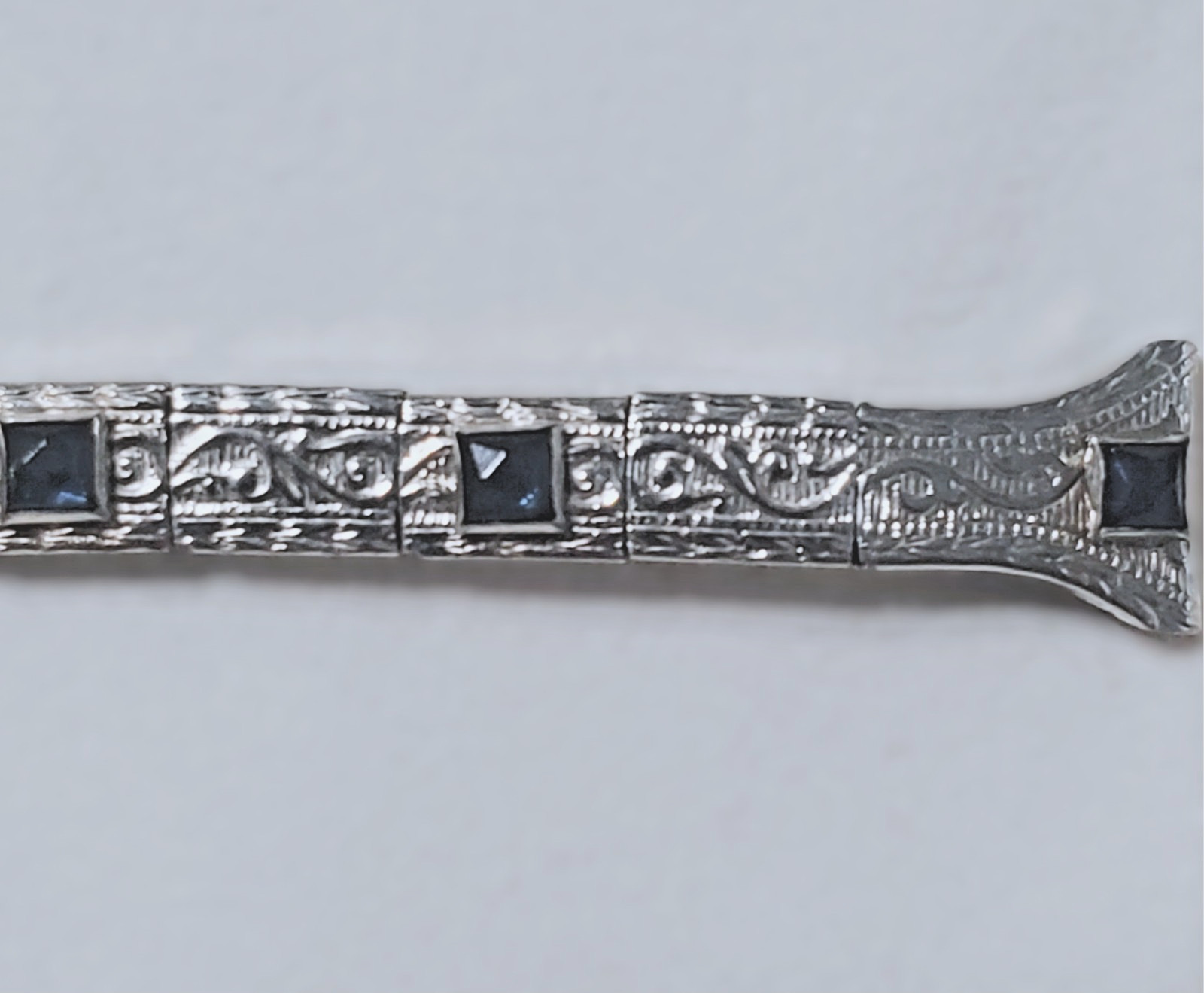 LADIES WATCH BAND -LUSTERN WRISTACRAT-SAPPIRE BLUE STONES & WHITE 12K GF – 1920s
