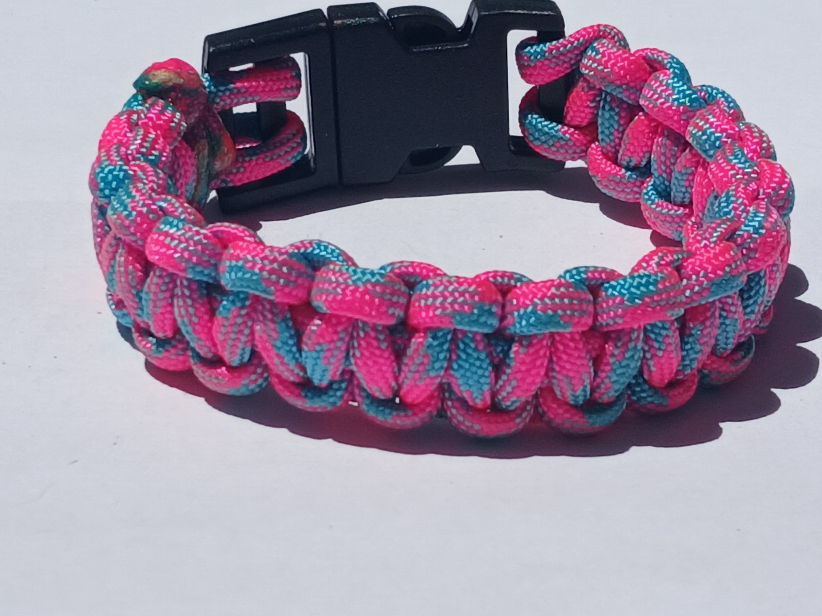 Nice Parachute Bracelet Pink
