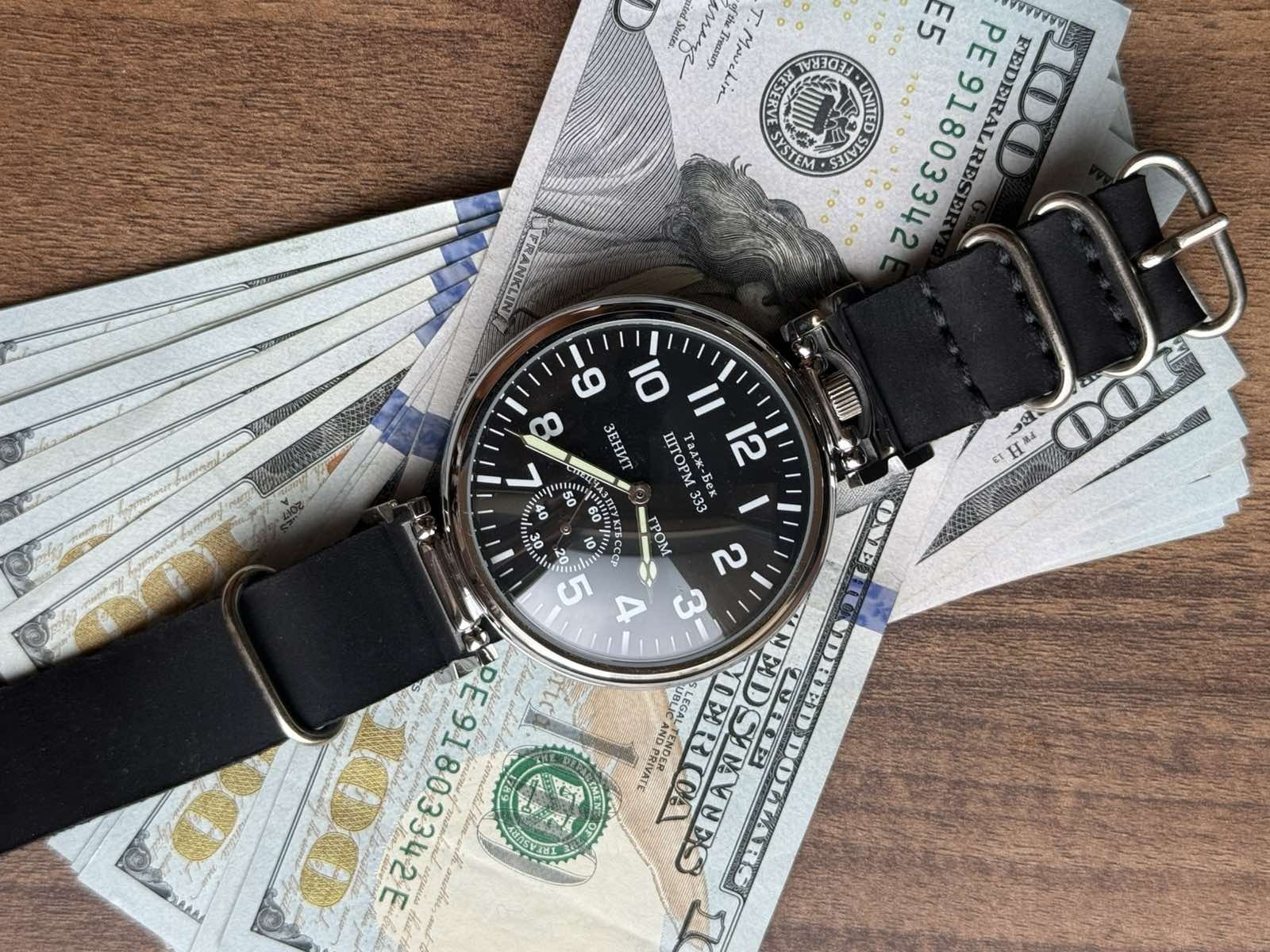 Watch Molniya Mechanical Vintage Soviet Molnija Russian 3602 Dial Wrist Man USSR