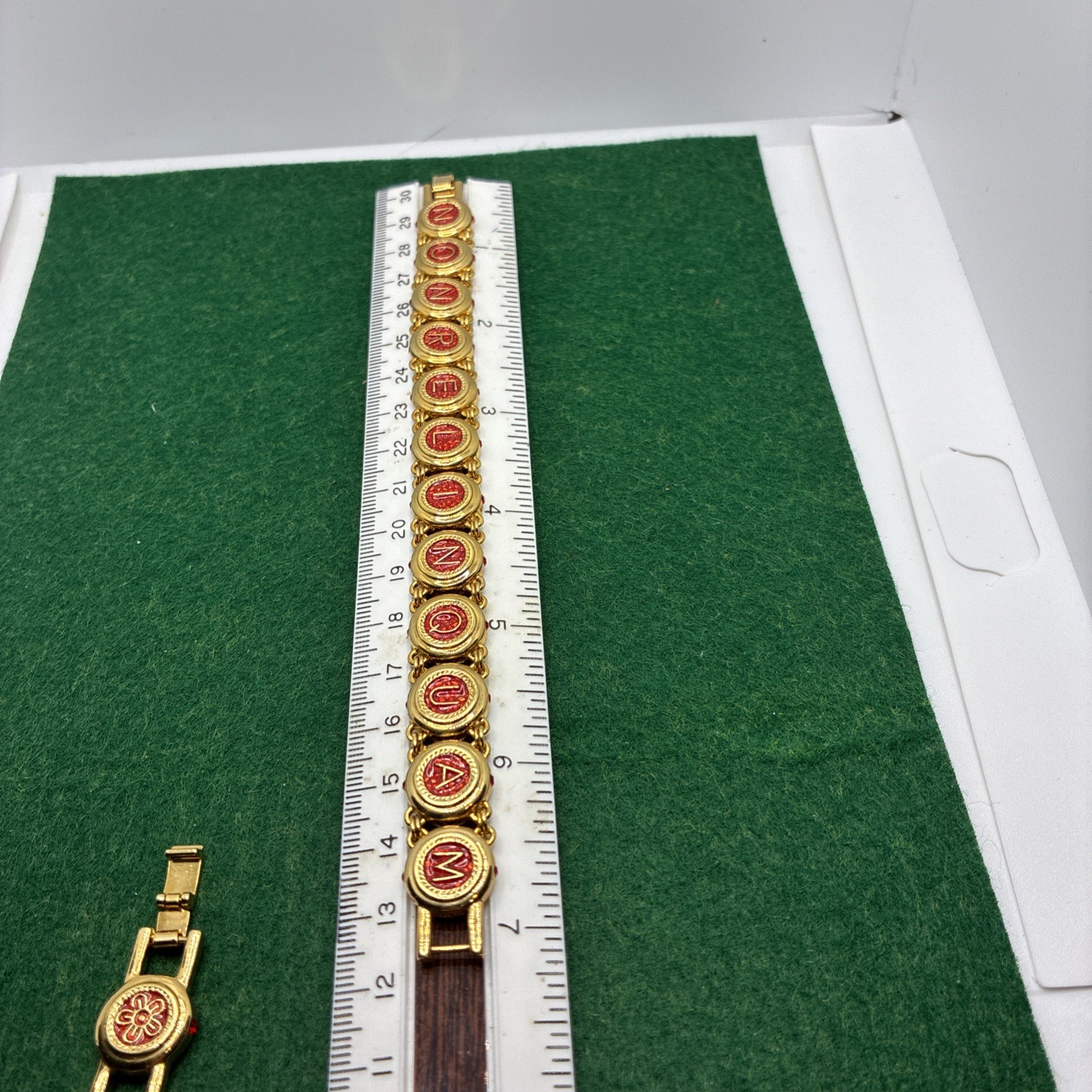 Vintage Camrose and Kross Jackie Kennedy Nonrelinques Replica Bracelet