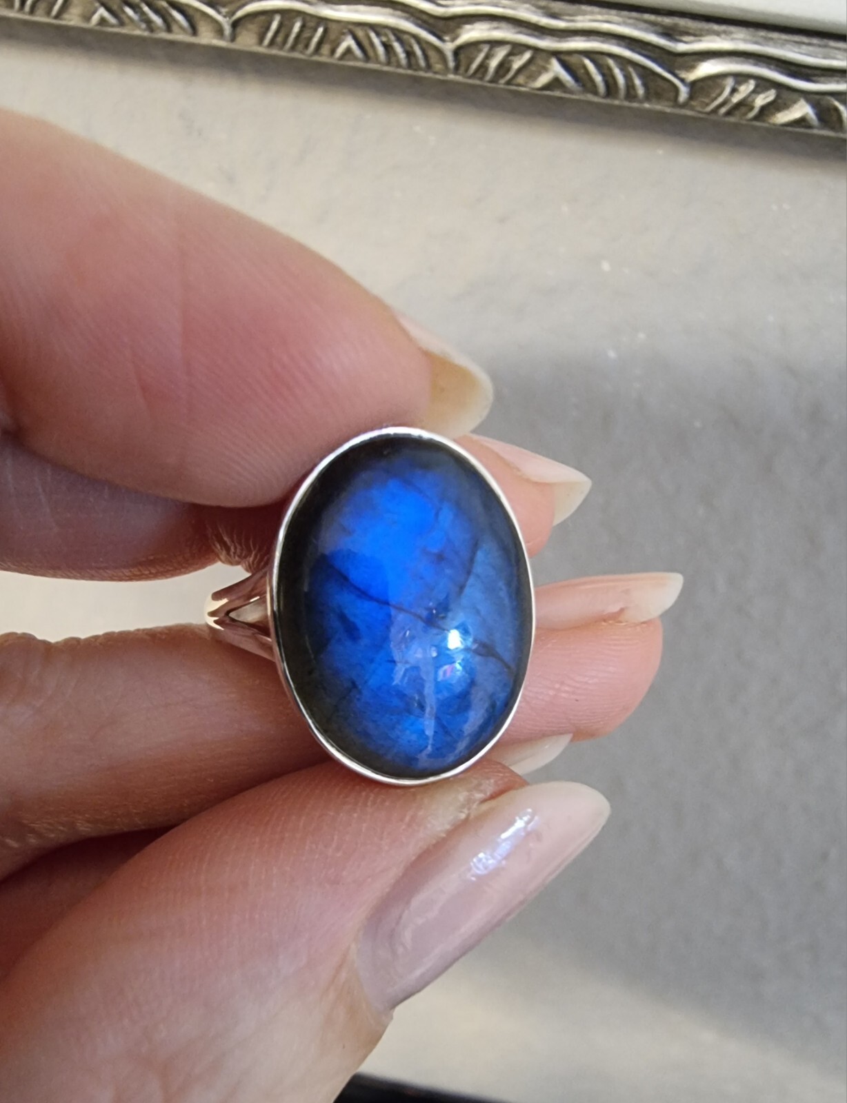 NEW Luxury 925 Sterling Silver Ring with Real Blue Labradorite, Size 6-11, Oval