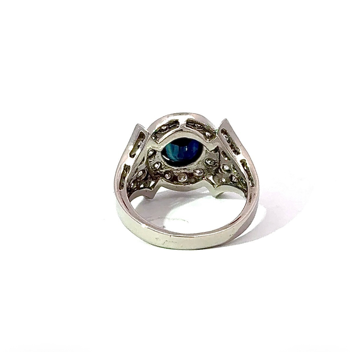 Ring 750 Gold Magnificent Vintage Ring 14K White Gold with Sapphire & Diamonds