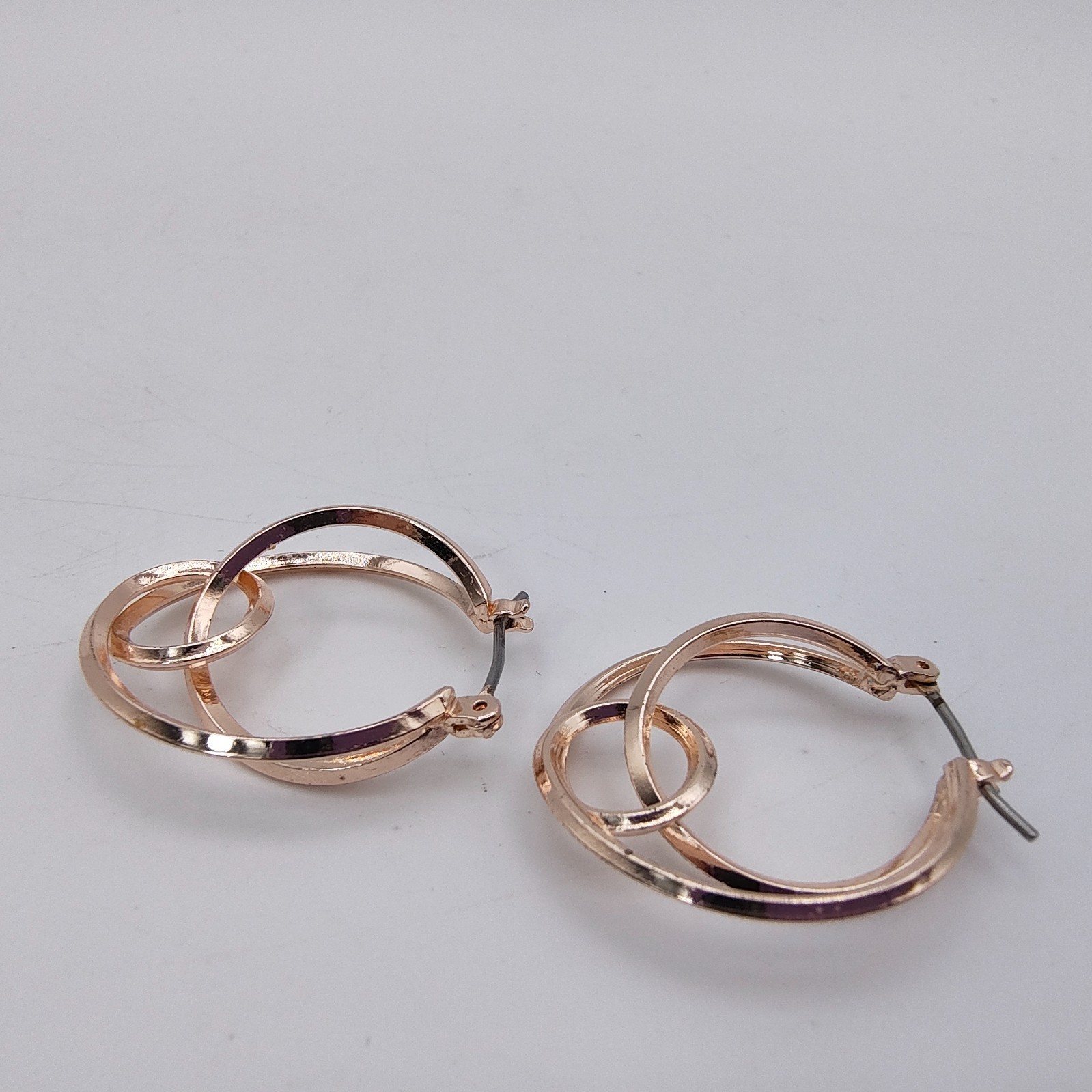 Interlocking Circle Hoop Earrings Rose Gold Tone Chic Minimalist Sculptural