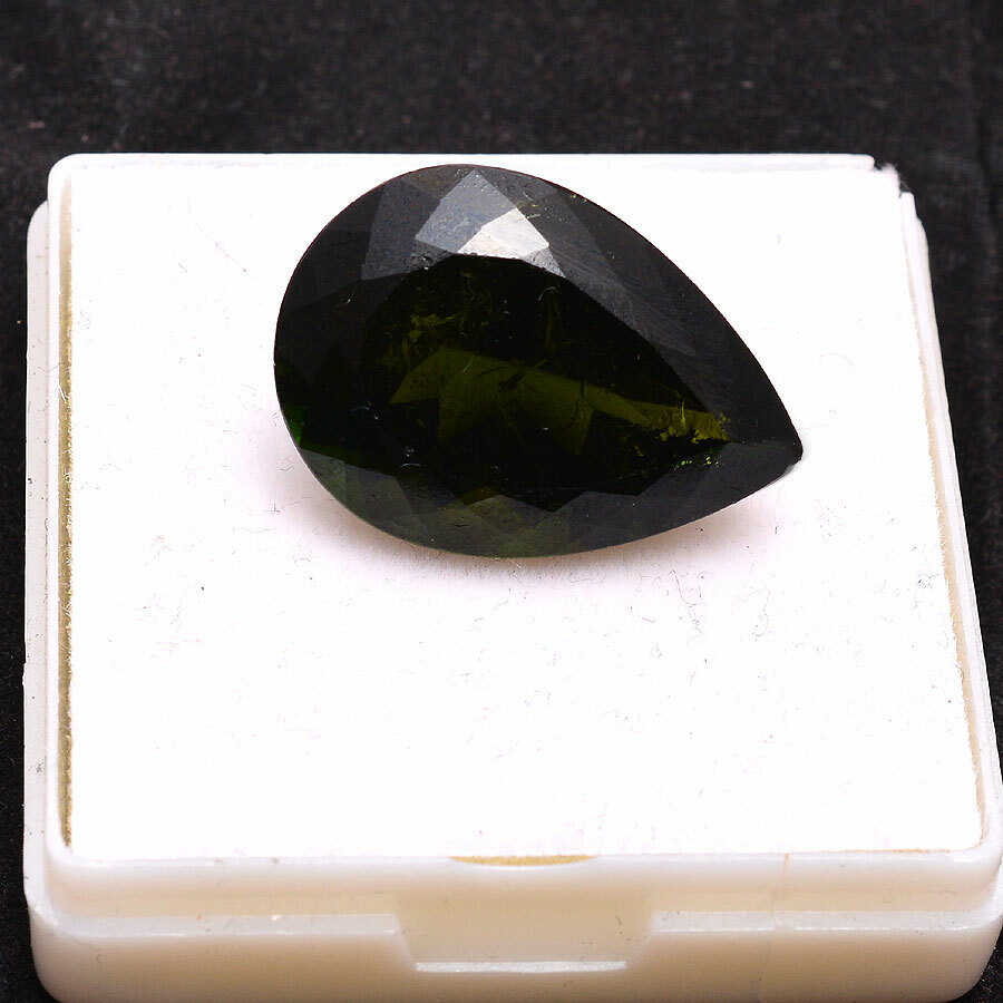 26.60 Cts Natural Green Tourmaline GTL Certified Huge Size Sparkling Gemstone