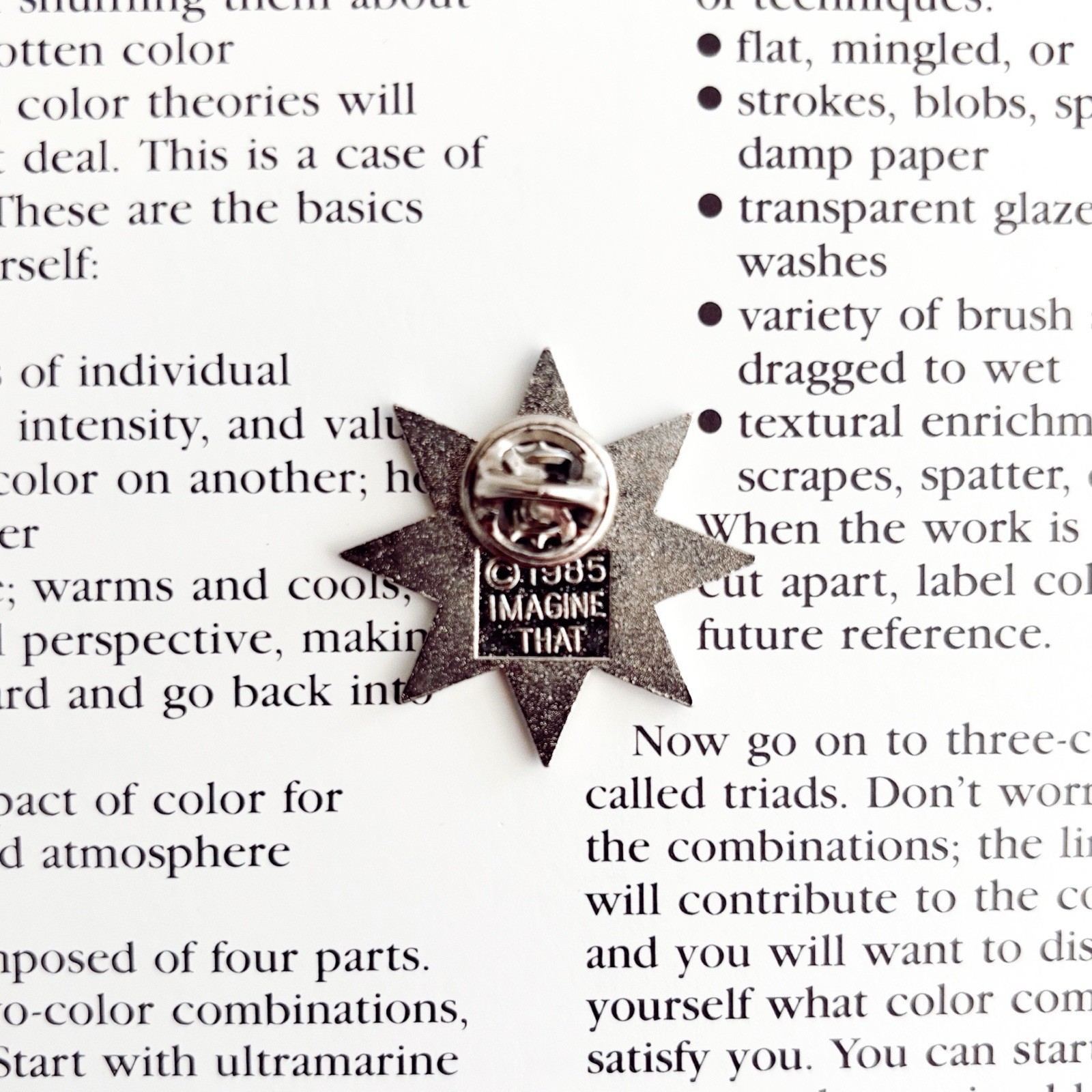 1985 traditional quilt block “Lone Star” Quilting Enamel Pin