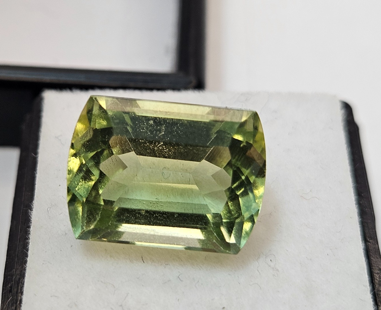 Bi-Colour Tourmaline Cushion Cut 11-12 Ct GEMSTONE For Ring & Stud Making FR-479