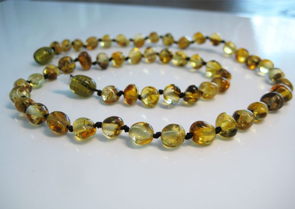 Genuine Green Amber Baltic Amber Necklace 15 inches !!!
