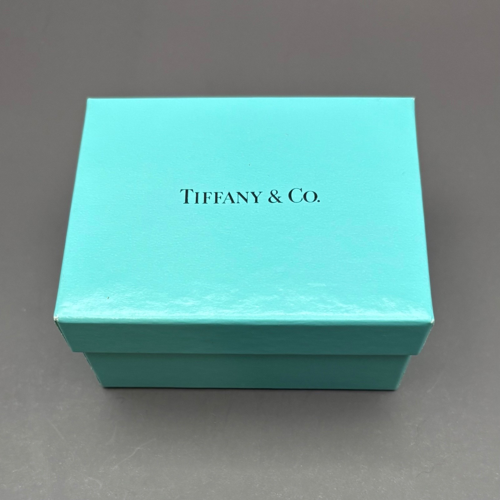 Tiffany & Co. 18K Gold Dog Rose Flower Earrings w/ Case Pouch and Box
