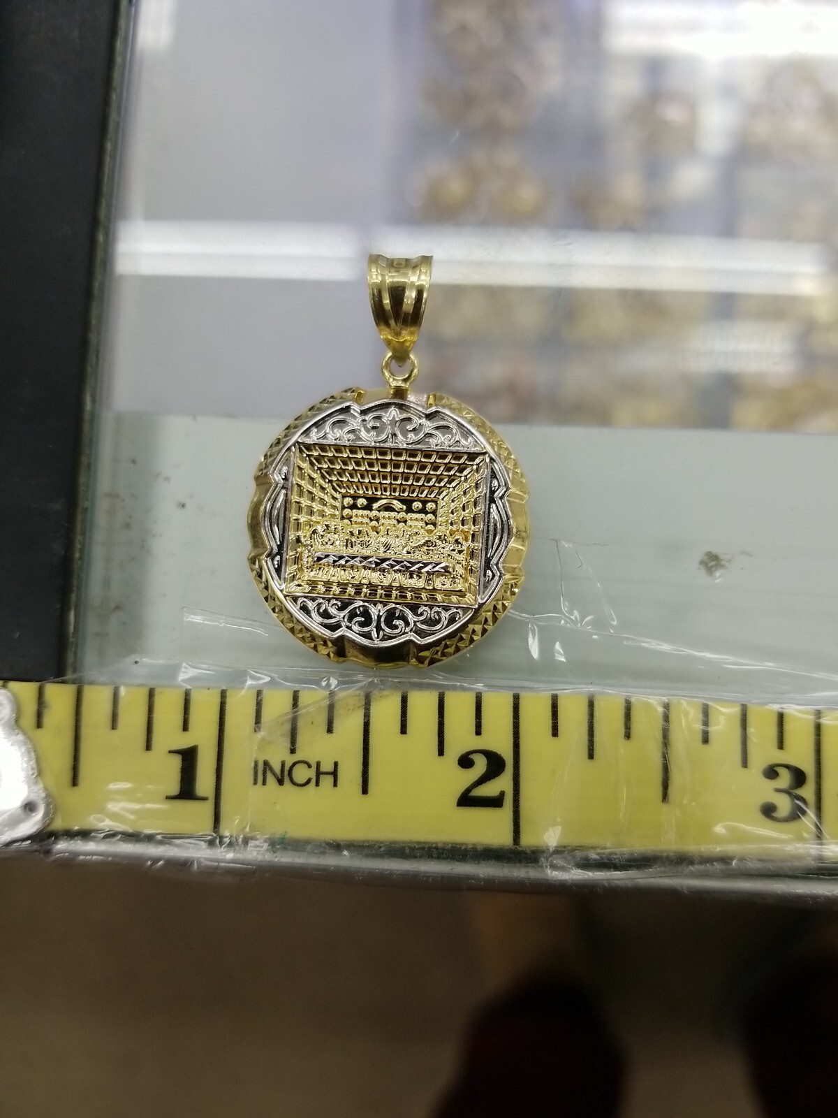 10KT Gold Last supper 2Tone pendant 4mm Bail 100% genuine Gold, New 3.0 grm