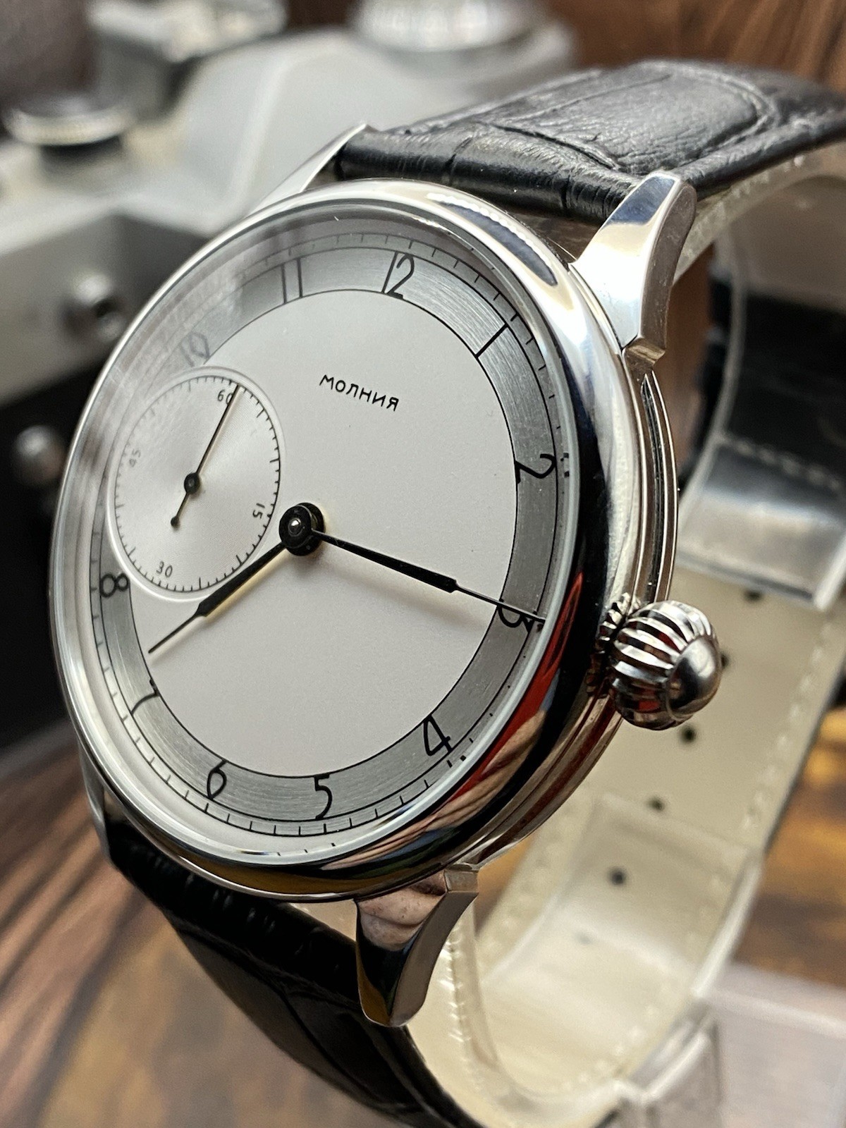 Vintage Watch USSR MARRIAGE Rare Classic Dress Men’s mechanism MOLNIJA 3602