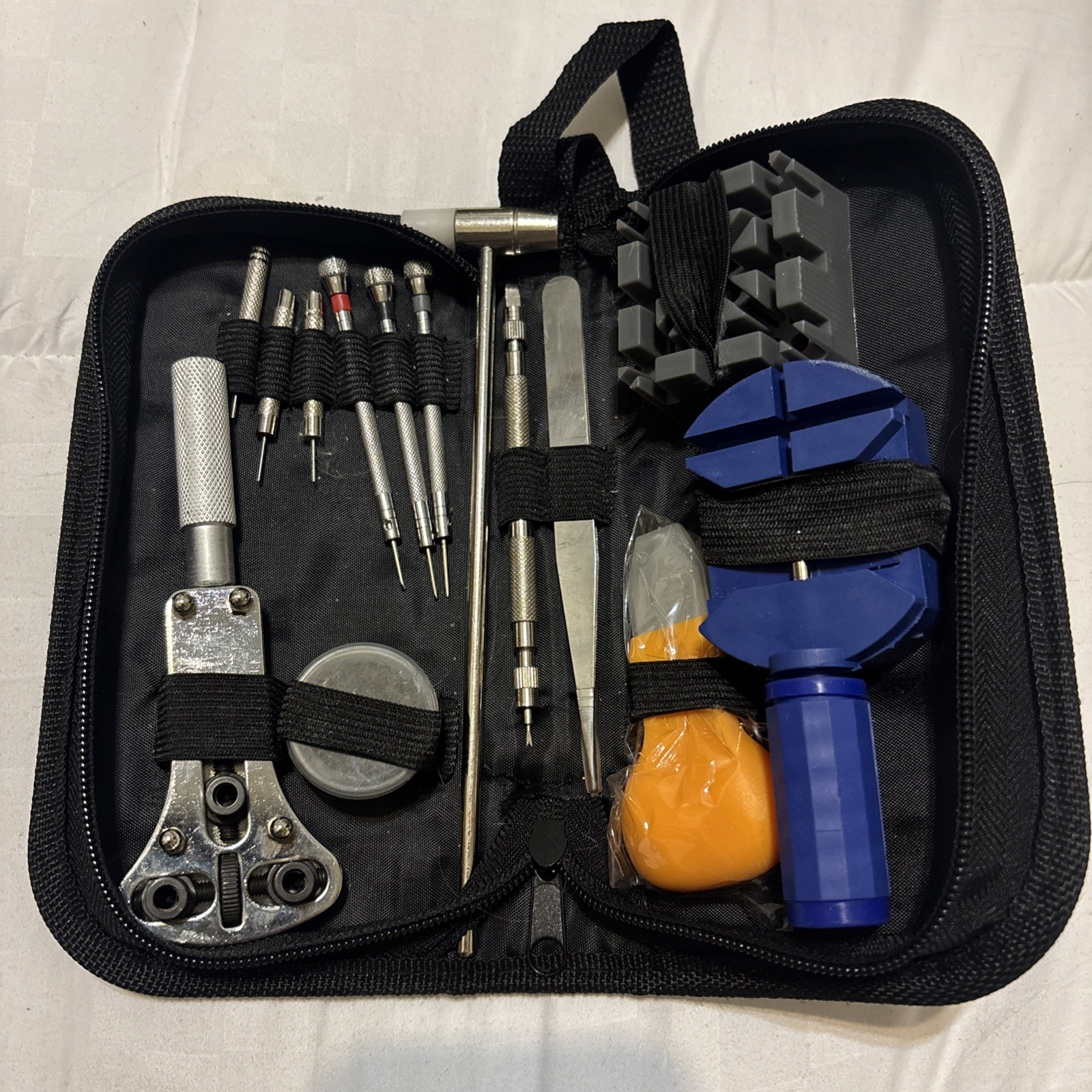 Lightweight Watch Repair Tools & Kits with Carrying Case & Hammer, 120+ Pieces