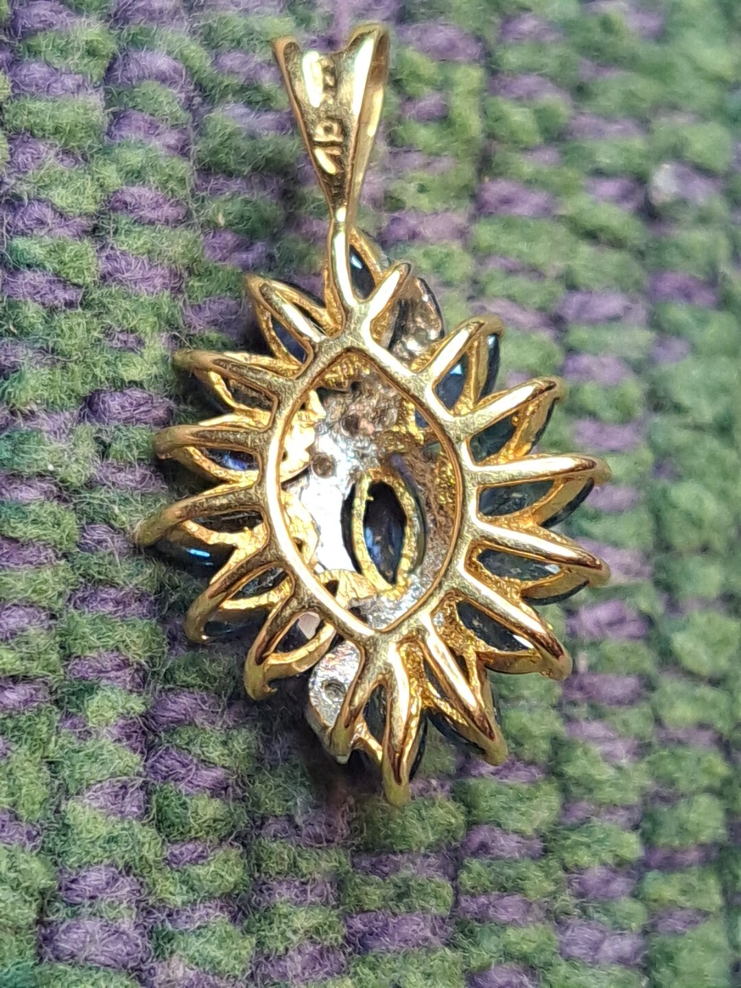 Solid 14k Yellow Gold Designer Pendant Amethyst-Diamond 25MM X 15MM 3 Grams 12-2
