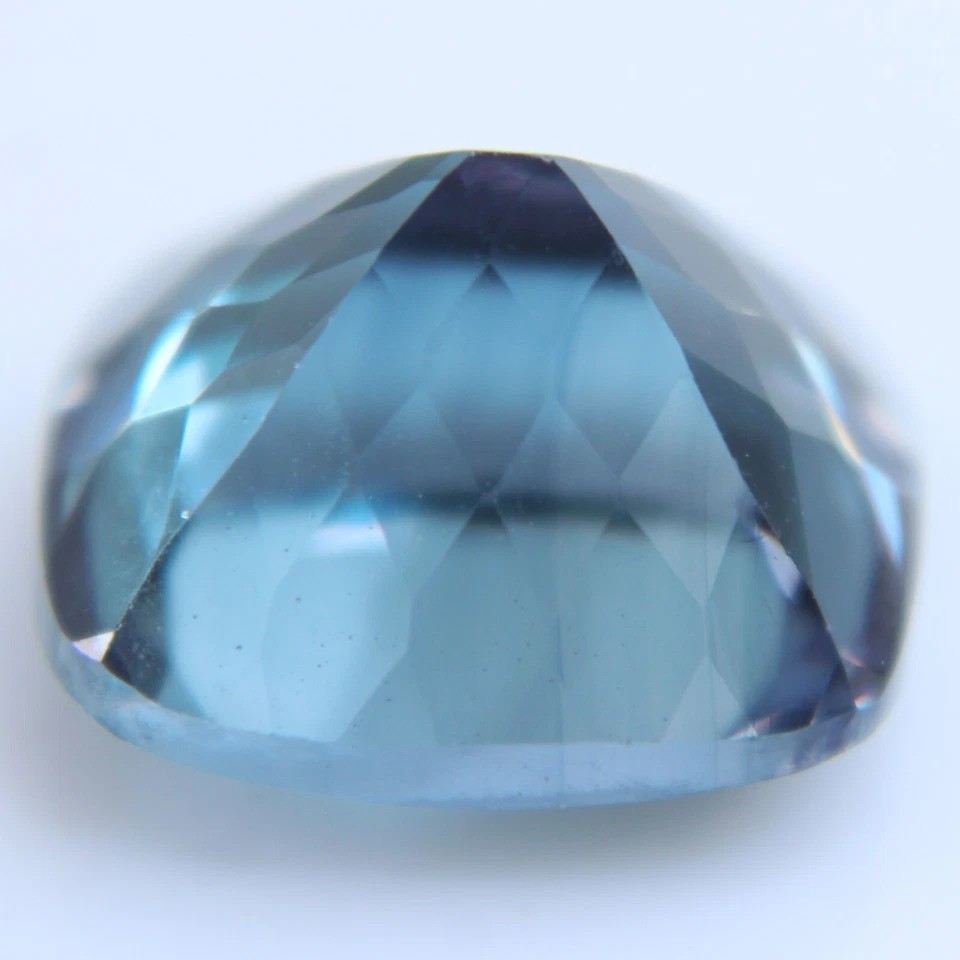 18.0 Ct Natural Alexandrite Color Change Eye Clean Emerald Shape Loose Gemstone1