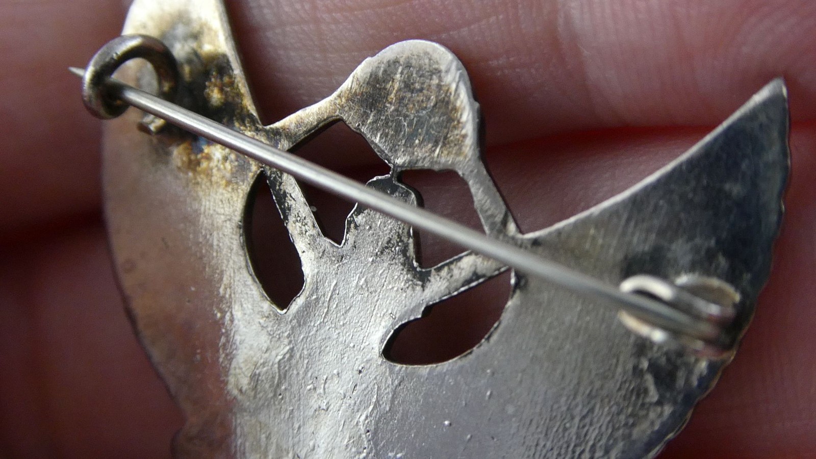 Vintage Unmarked Sterling Silver Egyptian Revival Isis Pin Brooch 5.6g 1 3/8 In