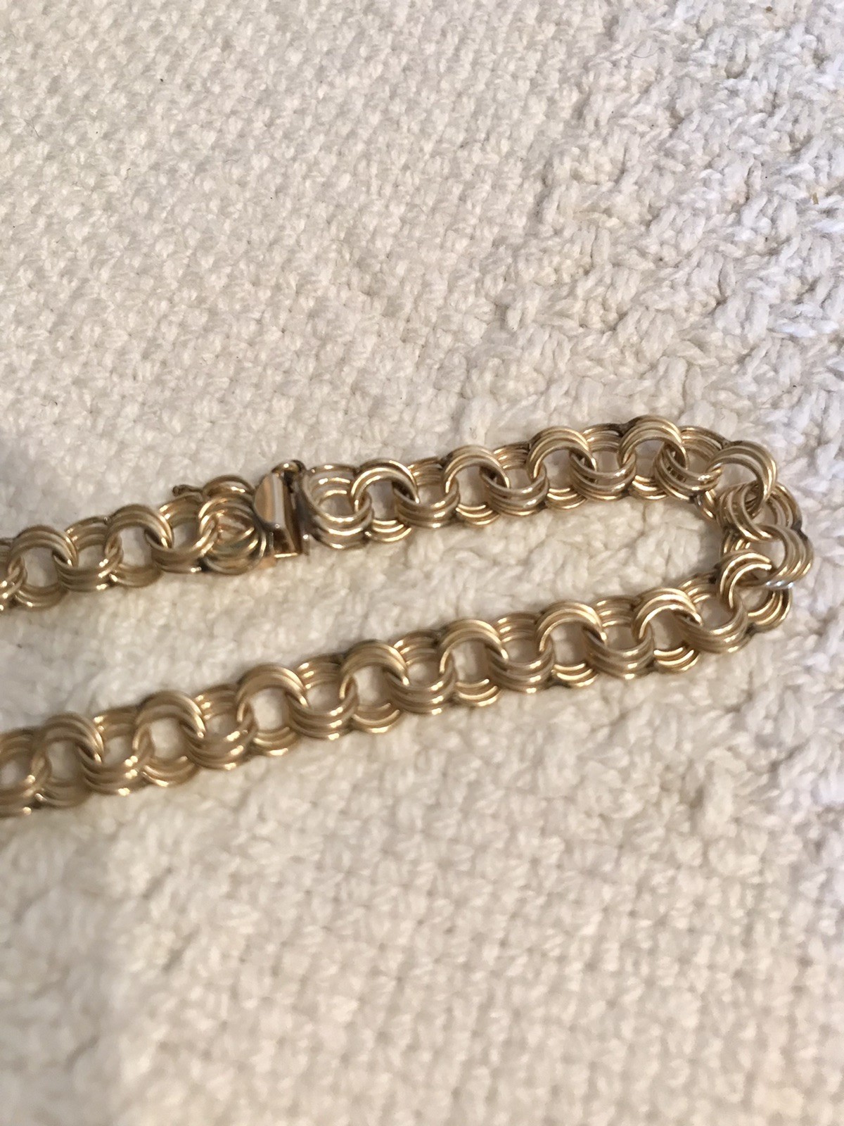 Vintage 7.5”Krementz Gold-Tone Curb 3 Link Bracelet Weighs 7.1 Grams.