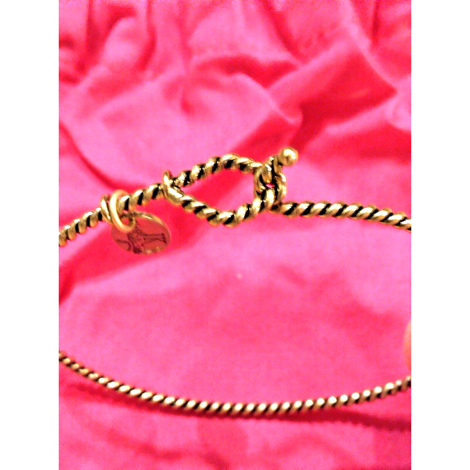 JK Thirty One Adore Twisted Bracelet Gold Tone W/Bracelet Pouch Valentine’s Day
