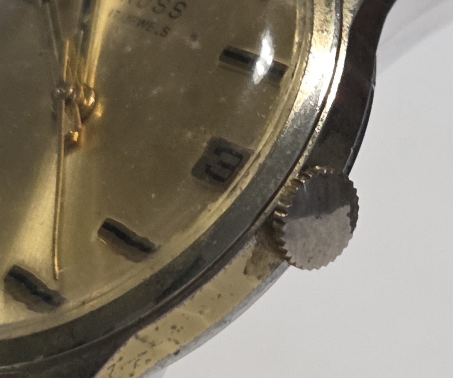 Vintage mid-century retro ROSS Swiss made 17J gents watch gold tone brown strap