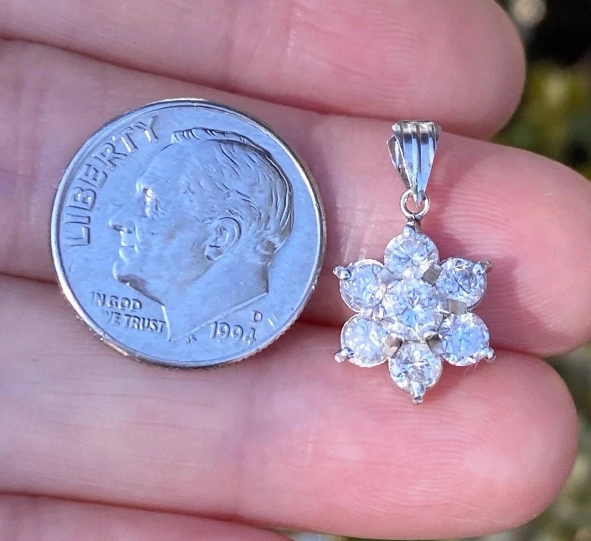 Platinum 1.00TCW 100% Natural Round Diamond Cluster Pendant