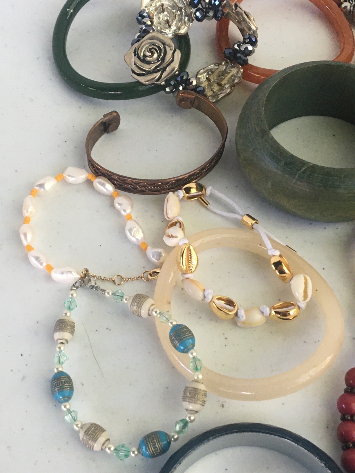 Mix Lot of Bracelets Women’s Jewelry Accessories Assorted Sizes Styles Colors