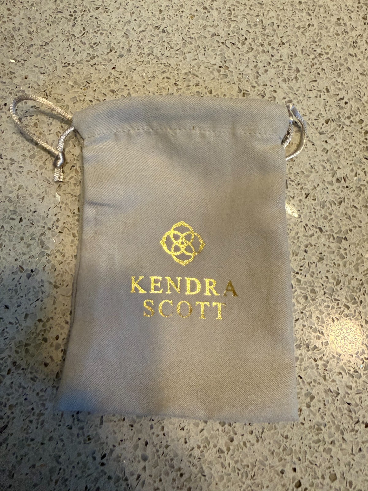 Kendra Scott Elyse Gold Ring in Iridescent Drusy