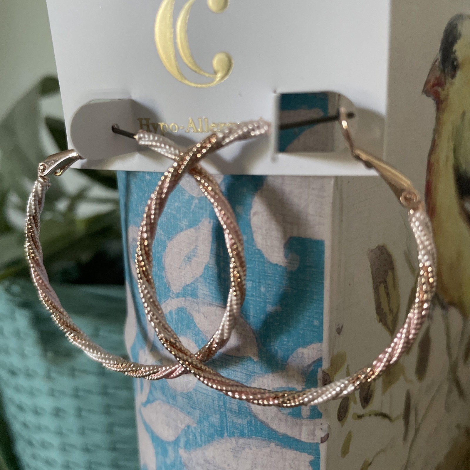 NEW Beautiful Tricolor “Gold” Hoop Earrings Approx 1.5 In Vtg Hypoallergenic