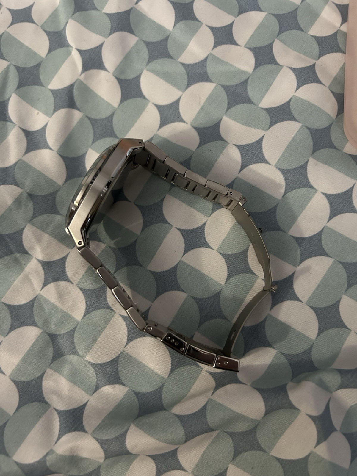 Fossil Everett Stainless Steel 42mm with case