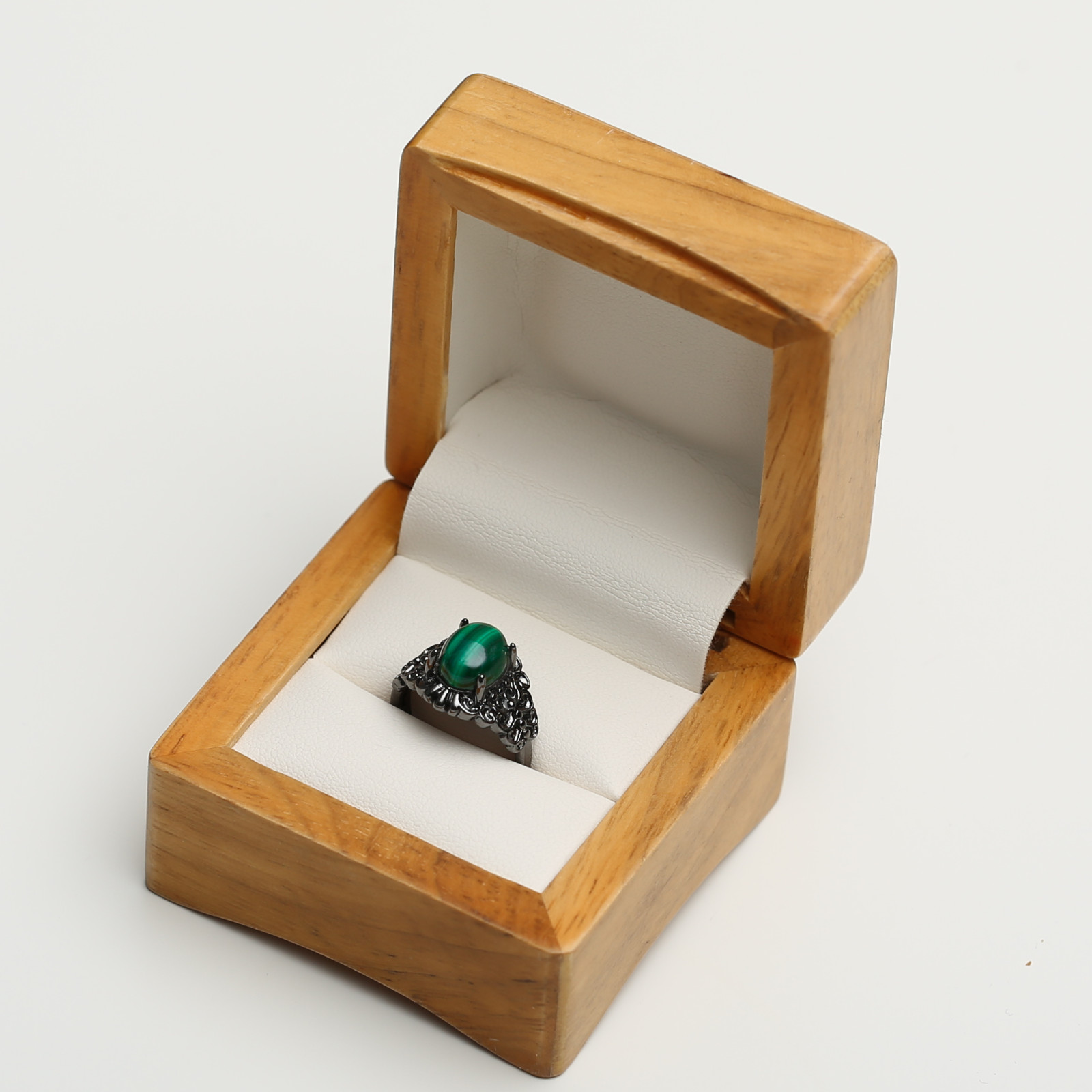 Genuine Malachite Handmade Ring Jewelry Gift + Elegant CASE 555-00